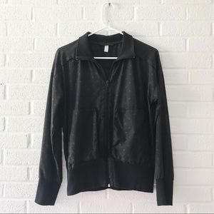 Gap Fit Silky Tone on Tone Dot Light Jacket XS